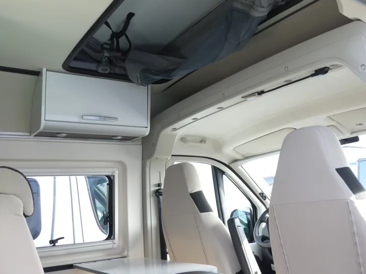 Fahrzeugbild Westfalia Columbus 540 D #16