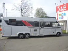 Fahrzeugbild Bürstner Elegance I 920 G #1