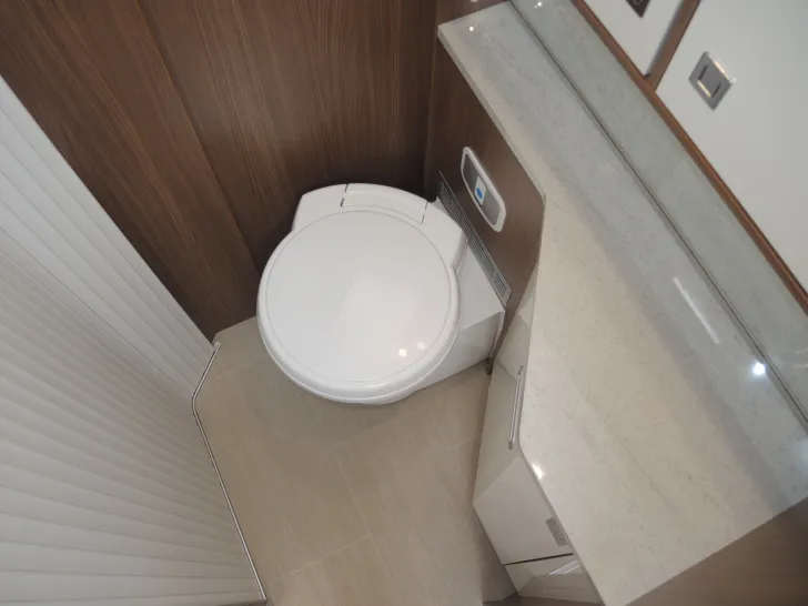 Fahrzeugbild Bürstner Elegance I 920 G #11