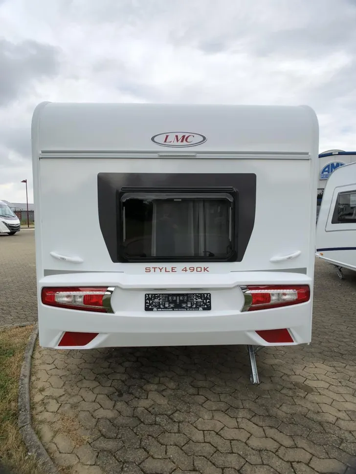 Fahrzeugbild LMC Style 490 K #4