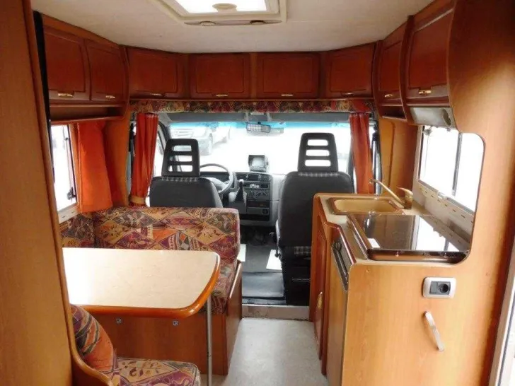 Fahrzeugbild Elnagh Sleek 595 #2