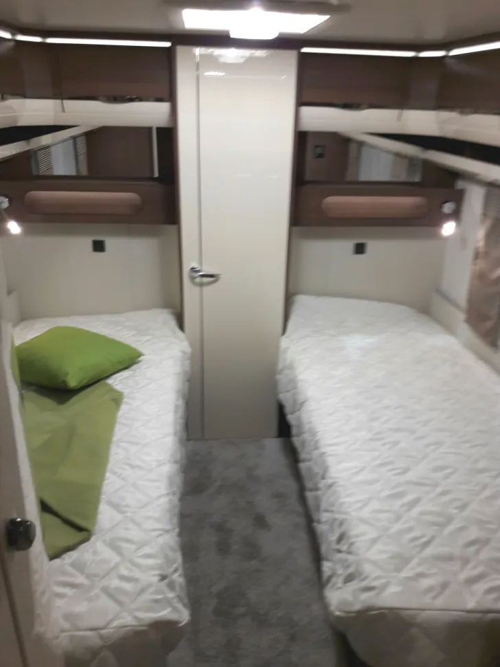 Fahrzeugbild Hobby Prestige 720 WLC #8