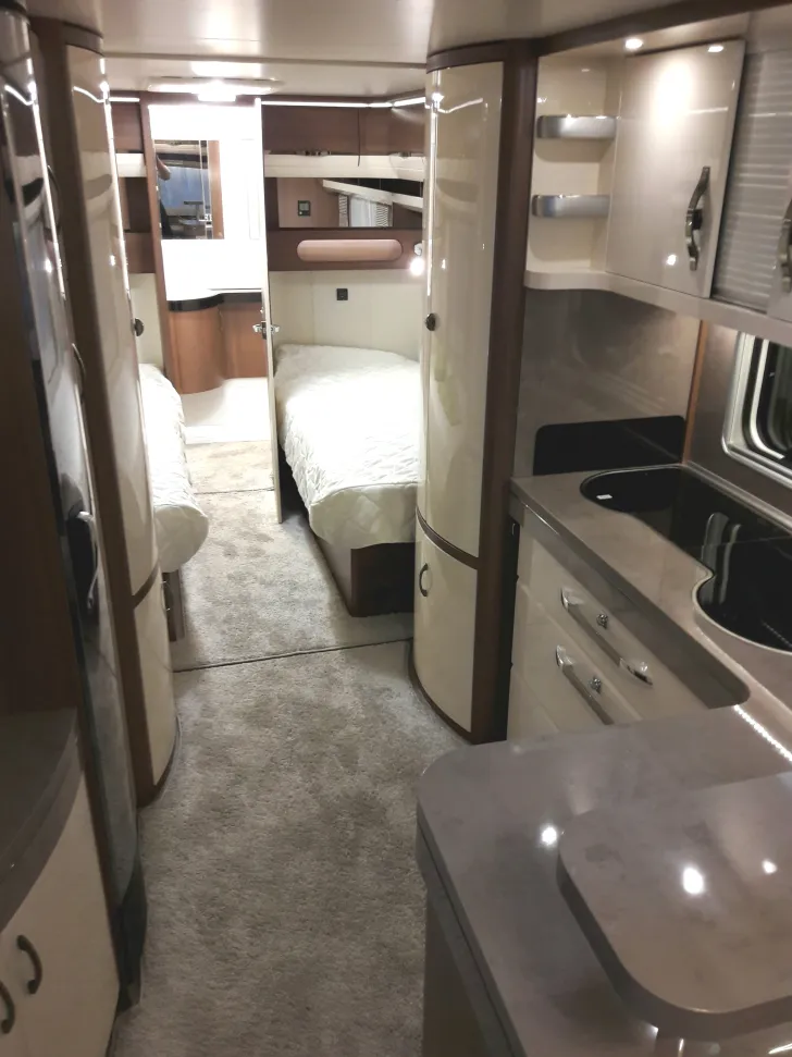 Fahrzeugbild Hobby Prestige 720 WLC #13