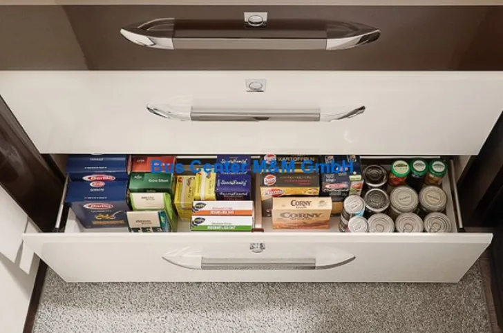 Fahrzeugbild Hobby De Luxe 495 #2