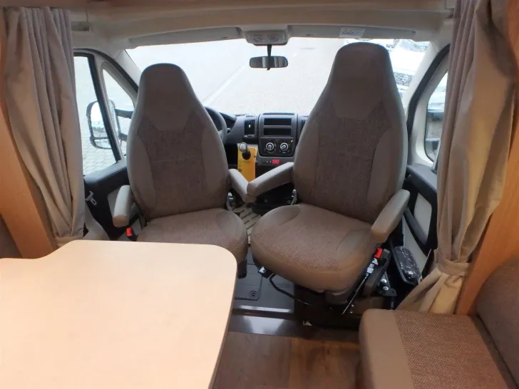 Fahrzeugbild Carado T 447 #18