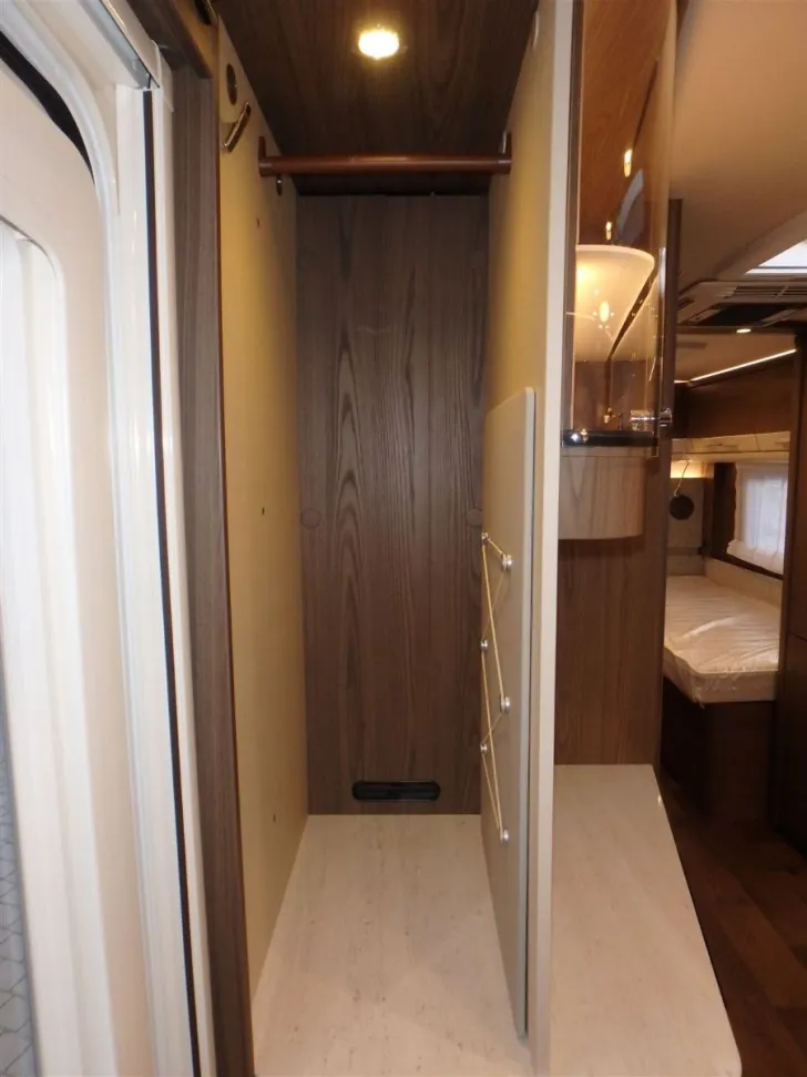 Fahrzeugbild Hymer Eriba Nova S 620 #26